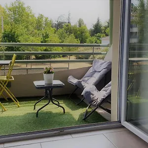 Logement Reposant, Sécurisé Et Climatisé , Avignon France
