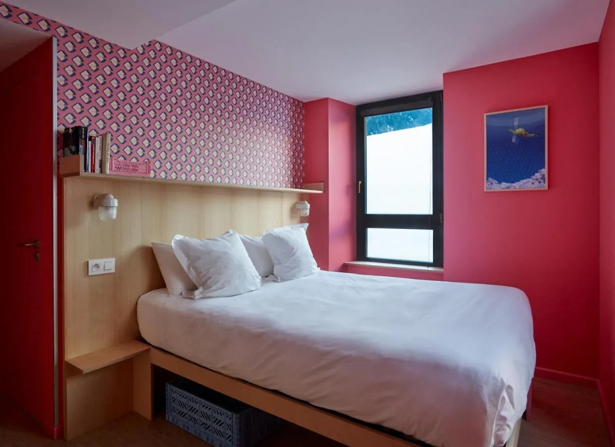 Cosmiques Hotel - Centre シャモニー フランス